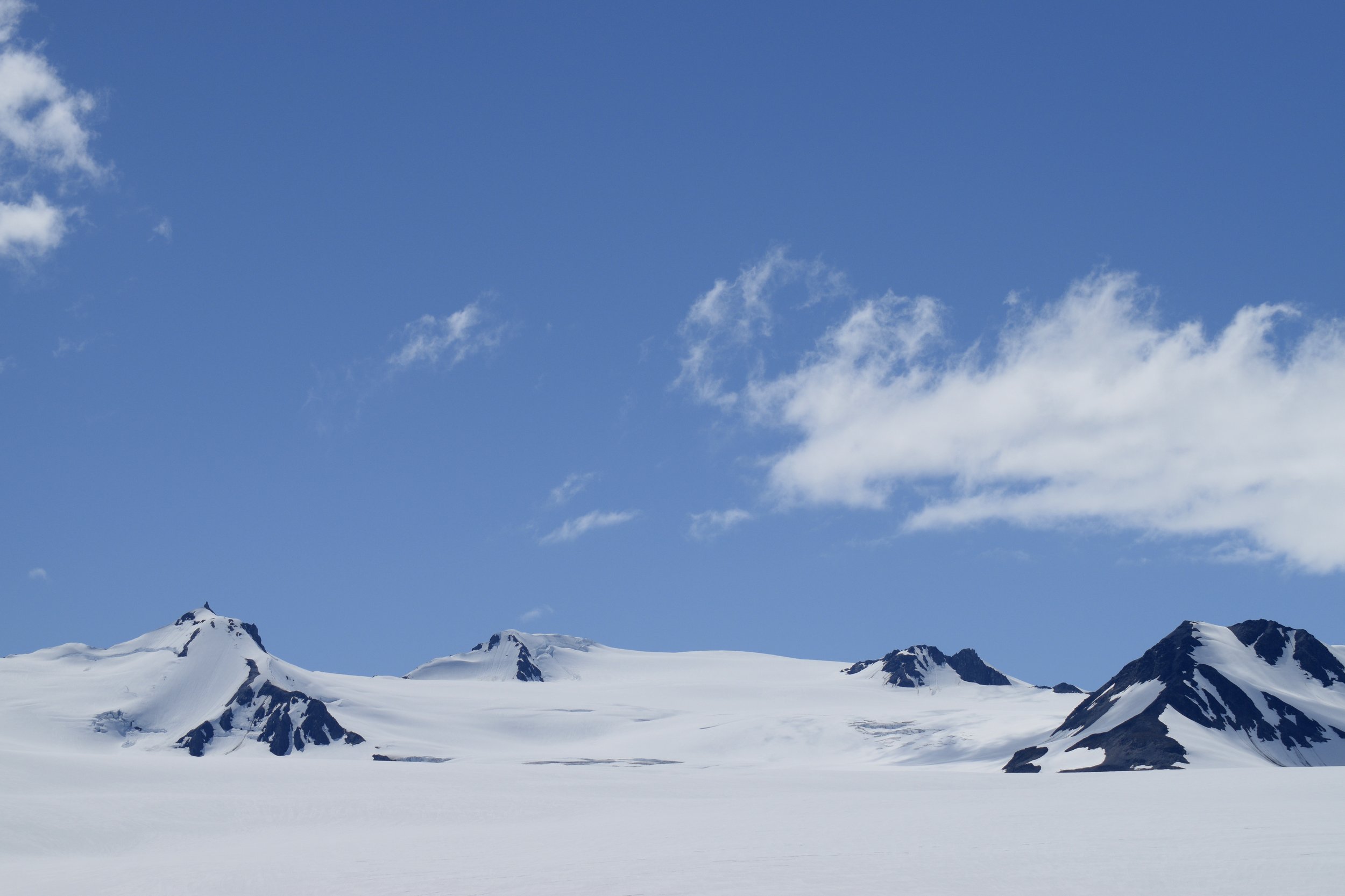 Ice sheet with nunataks